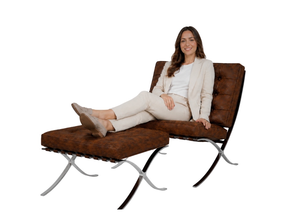 Barcelona Chair met hocker Vintage Bruin Barcelona Chair met hocker vintage bruin Fauteuil stoel